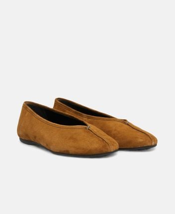 Ballet flats