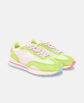 Sneakers Cat
