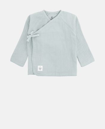 Long-sleeved shirt