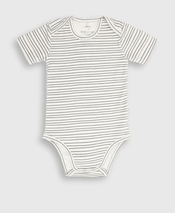 Short-sleeved body
