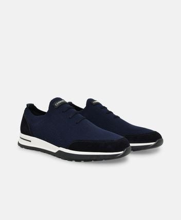 Slip-on sneakers
