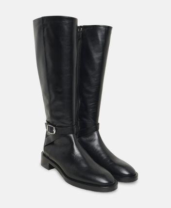 Boots Bella