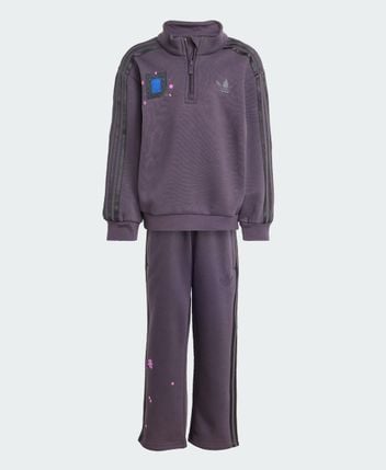 Track suit GRAPHICS