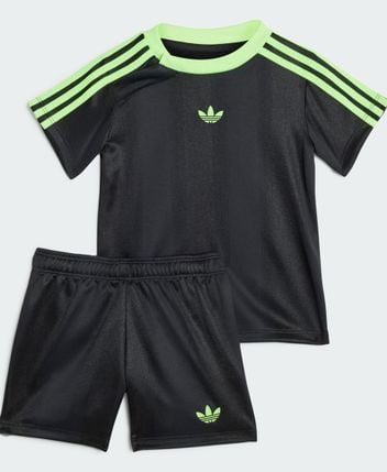 T-shirt and shorts set ADICOLOR