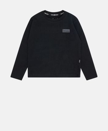Long-sleeved shirt