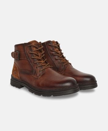 Lace-up ankle boot