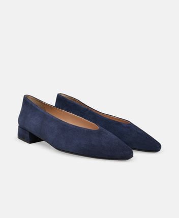 Ballet flats