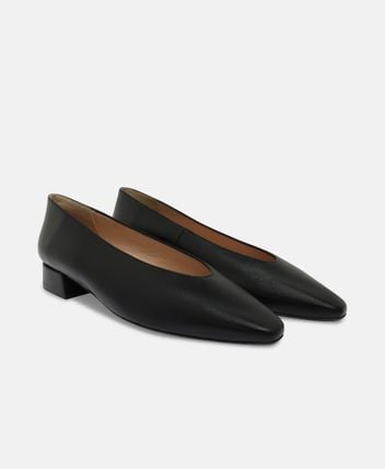 Ballet flats