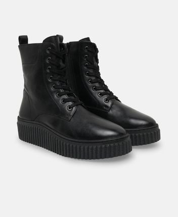 Lace-up ankle boot