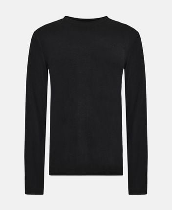 Long-sleeved top