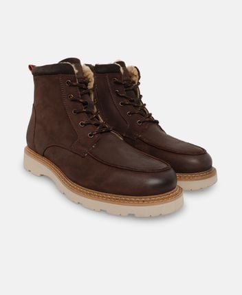 Winter boots