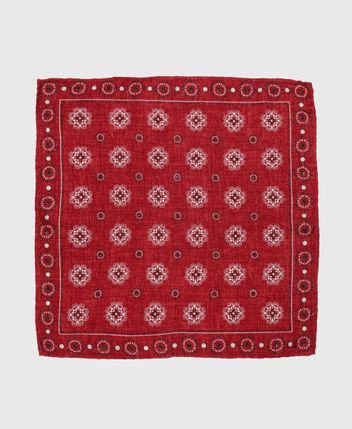 Silk pocket square