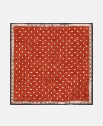 Silk pocket square