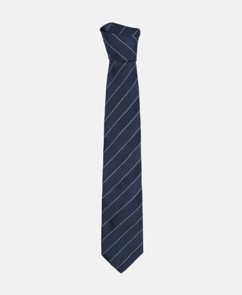 Silk tie