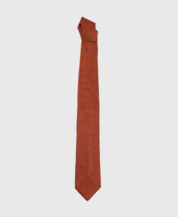 Silk tie