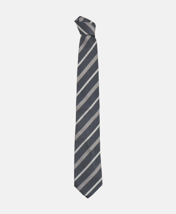 Silk tie