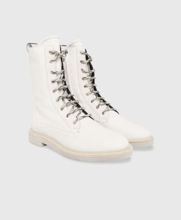 Lace-up ankle boot
