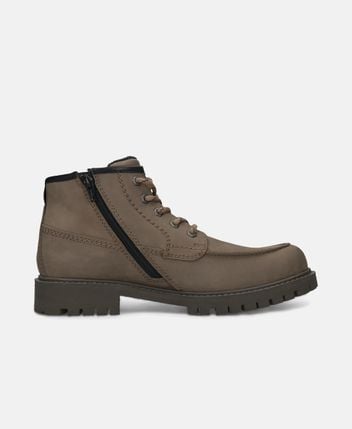 Lace-up ankle boot