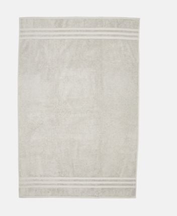 Bath towel