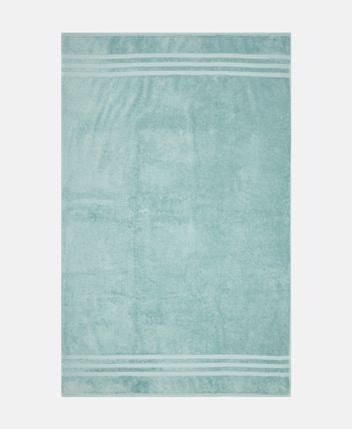 Bath towel