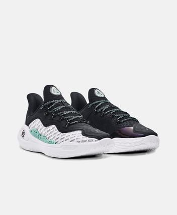 Basketball shoes