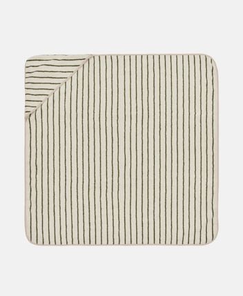 Hooded Towel Raita