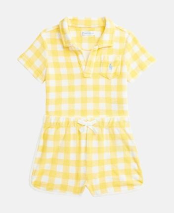 Set of t-shirts and shorts