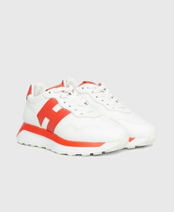 Sneakers H657