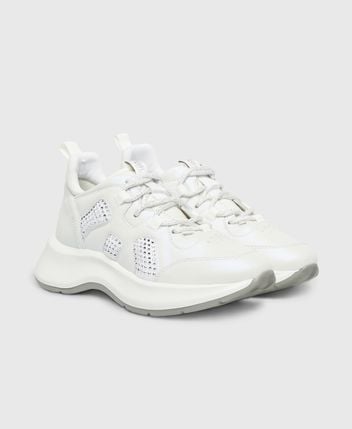 Chunky sneakers