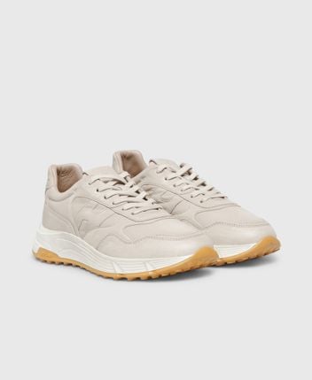 Sneakers Hyperlight