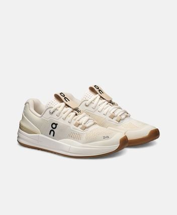 Tennis shoes The Roger Pro