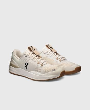 Tennis shoes The Roger Pro
