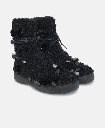 Winter boots