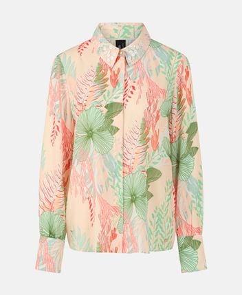 Long-sleeved blouse