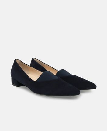 Ballet flats