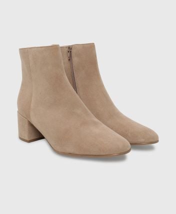 Ankle boots