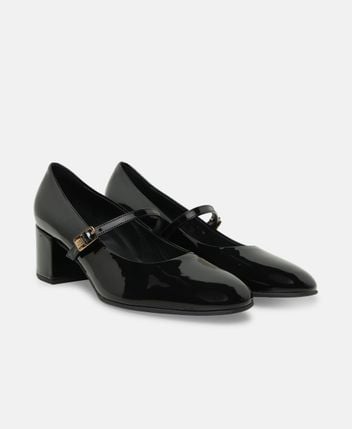 Mary Jane pumps