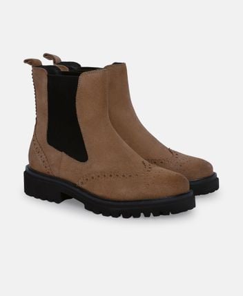 Chelsea boots