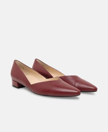 Ballet flats