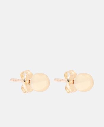 Earstuds