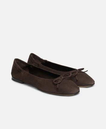 Ballet flats