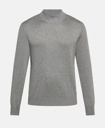 Long-sleeved jumper