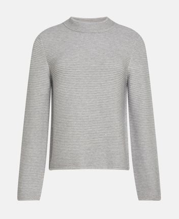 Long-sleeved jumper