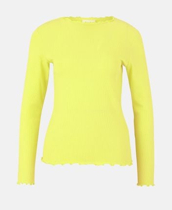 Long-sleeved top