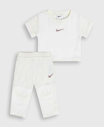 T-shirt & sweatpants set Ready