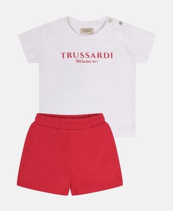 T-shirt and shorts set