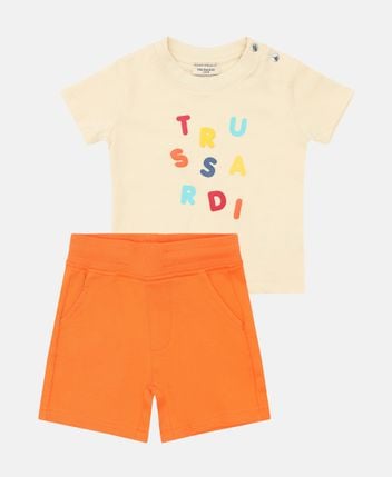 T-shirt and shorts set