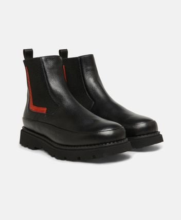 Chelsea boots