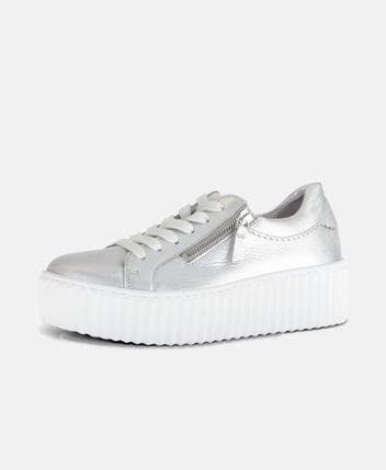 Platform sneakers