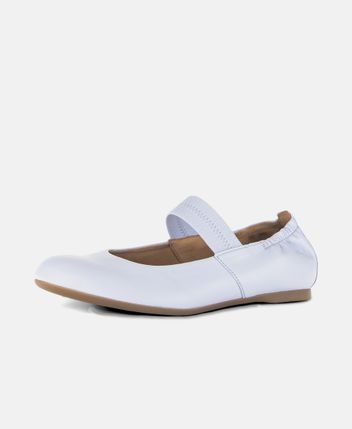 Ballerina flat with straps